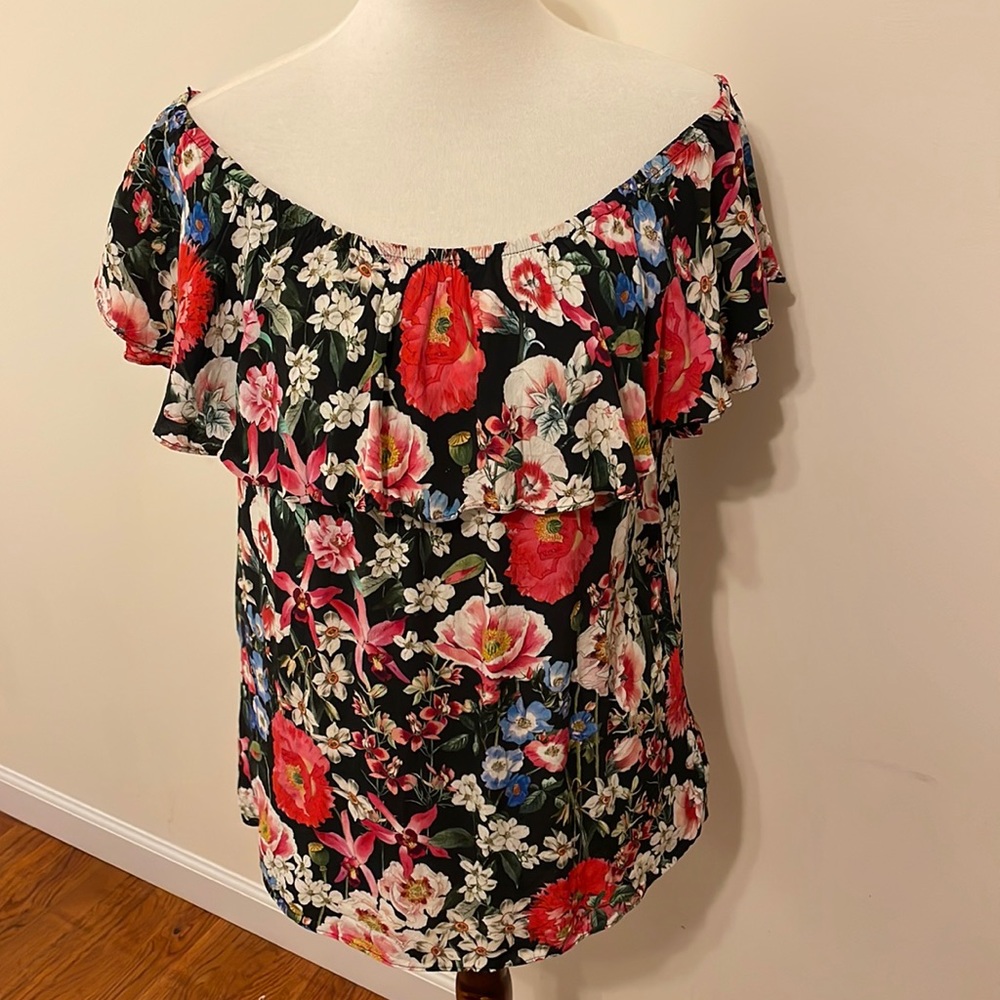 ZARA Off The Shoulder Floral Top